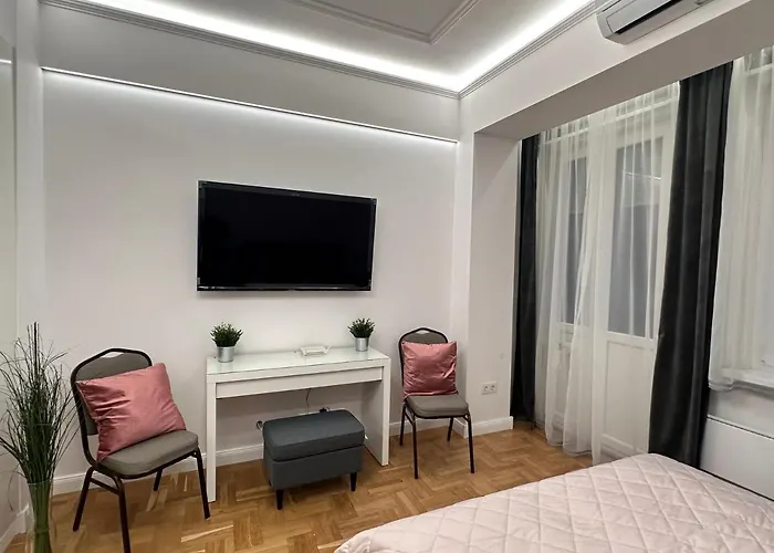 Elegant Home In The City Centre With Ac